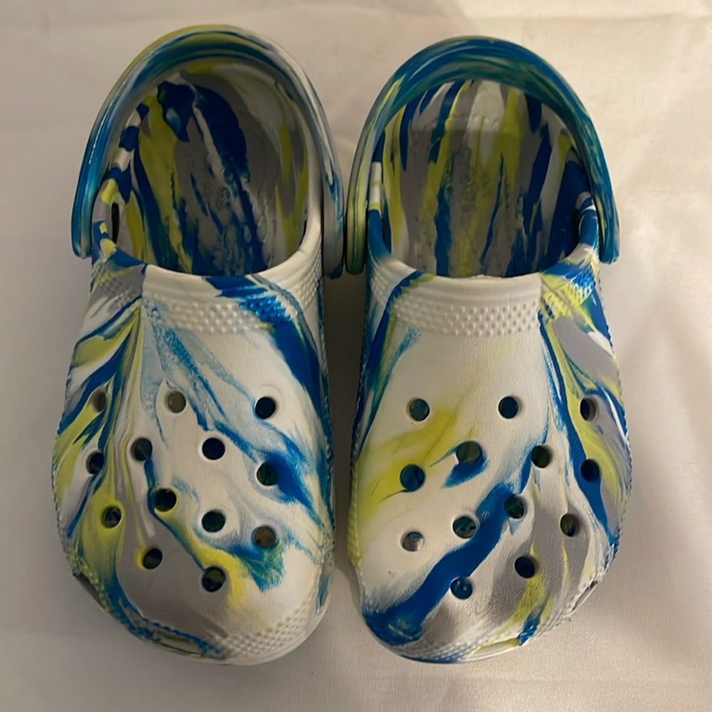 Crocs Kids Classic Marbled Tie Dye C11